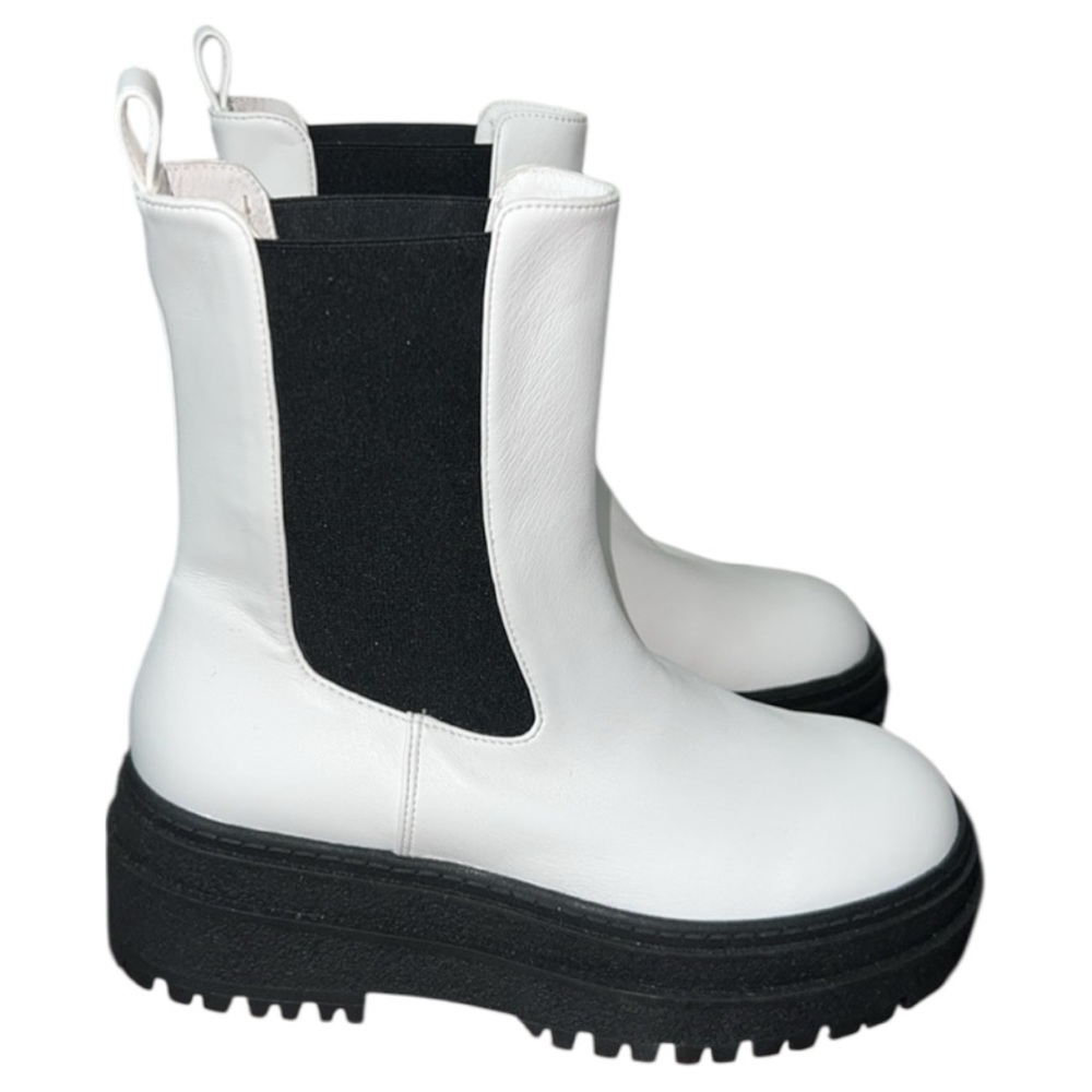 Good American Chelsea White and Black Chunky Lug Platform Boots Size 5 - Picture 5 of 13
